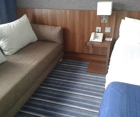 Hotel Port Of