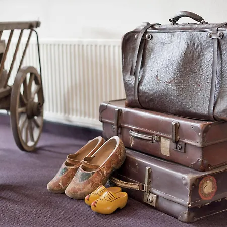 Port Of ホテル 3*