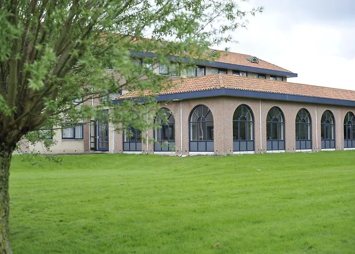 Port Of 3* مورديجيك